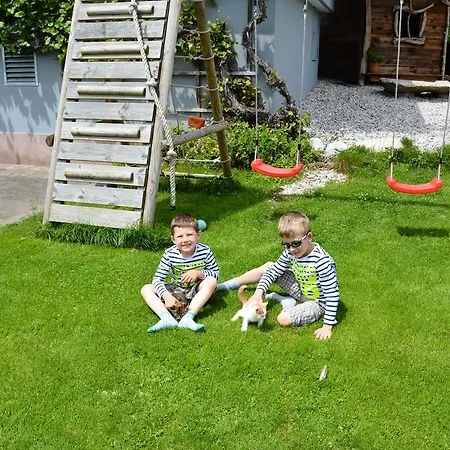 Gasthof Badhaus بيت ضيافة *